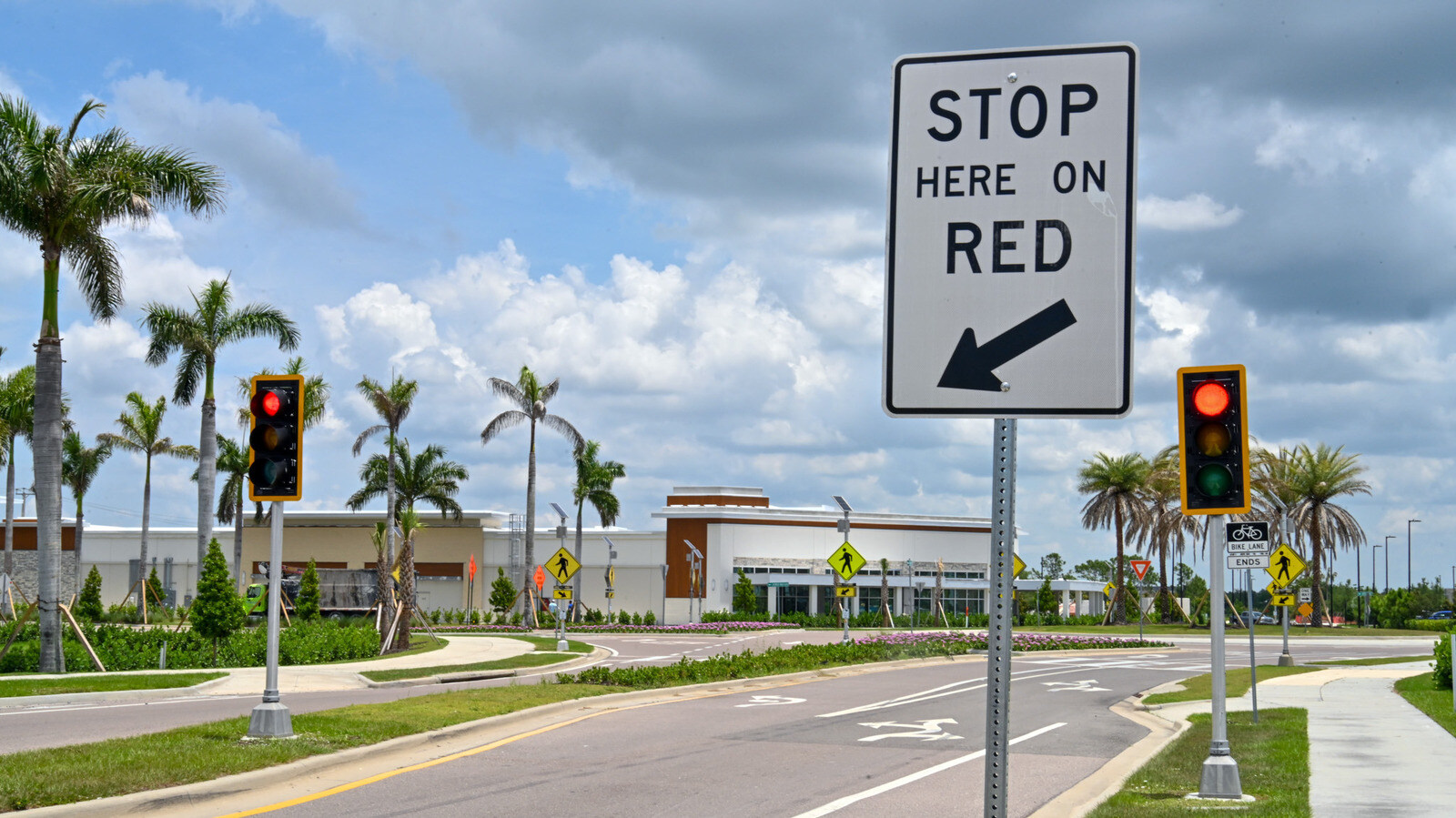 Florida Man has no idea how to use a roundabout, so Florida City is going to Florida it down for them [Florida]