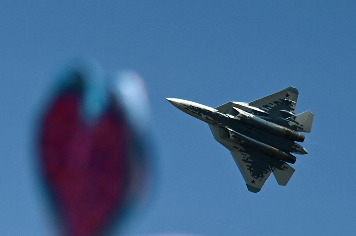 Day 1,598 of WW3. Orcistan managed to get a Su-57 aloft, but it failed to intercept UAF drones headed for Omsk. Orc drones and missiles keep hitting Ukraine as Kyiv works on producing PAC-3 interceptor missiles. This is your Friday Ukraine war thread [News]